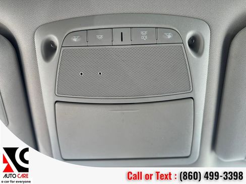 Used 2020 Nissan Rogue SV image 29