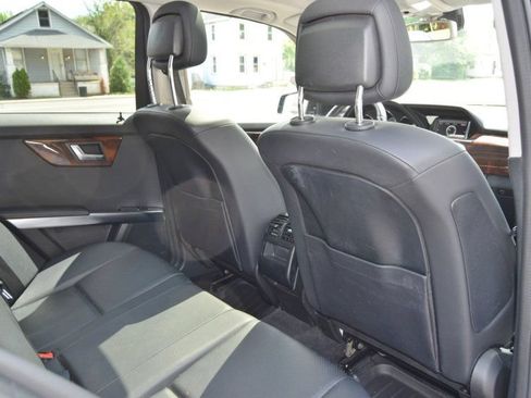 Used 2013 Mercedes-Benz GLK 350 4MATIC image 37