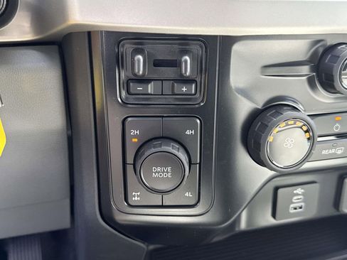 New 2026 Ford F350 XL w/ XL Chrome Package image 25