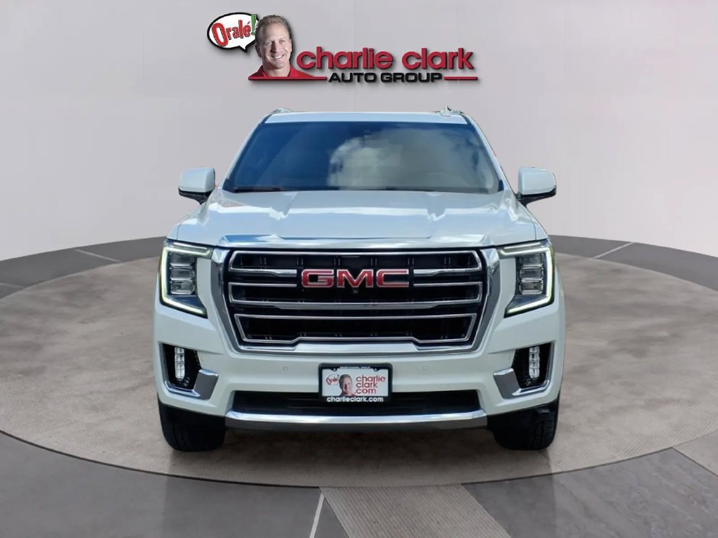 Used 2023 GMC Yukon XL SLT w/ SLT Premium Package RWD image 8