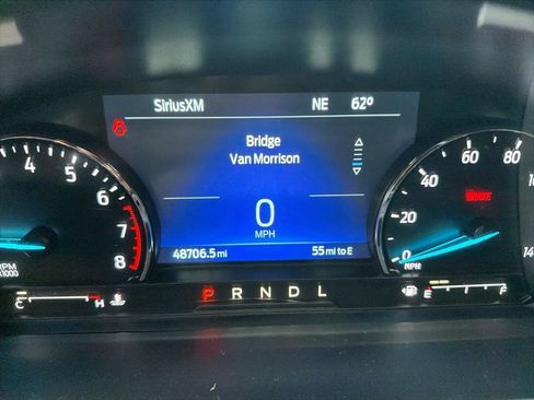 Used 2022 Ford Explorer XLT image 25