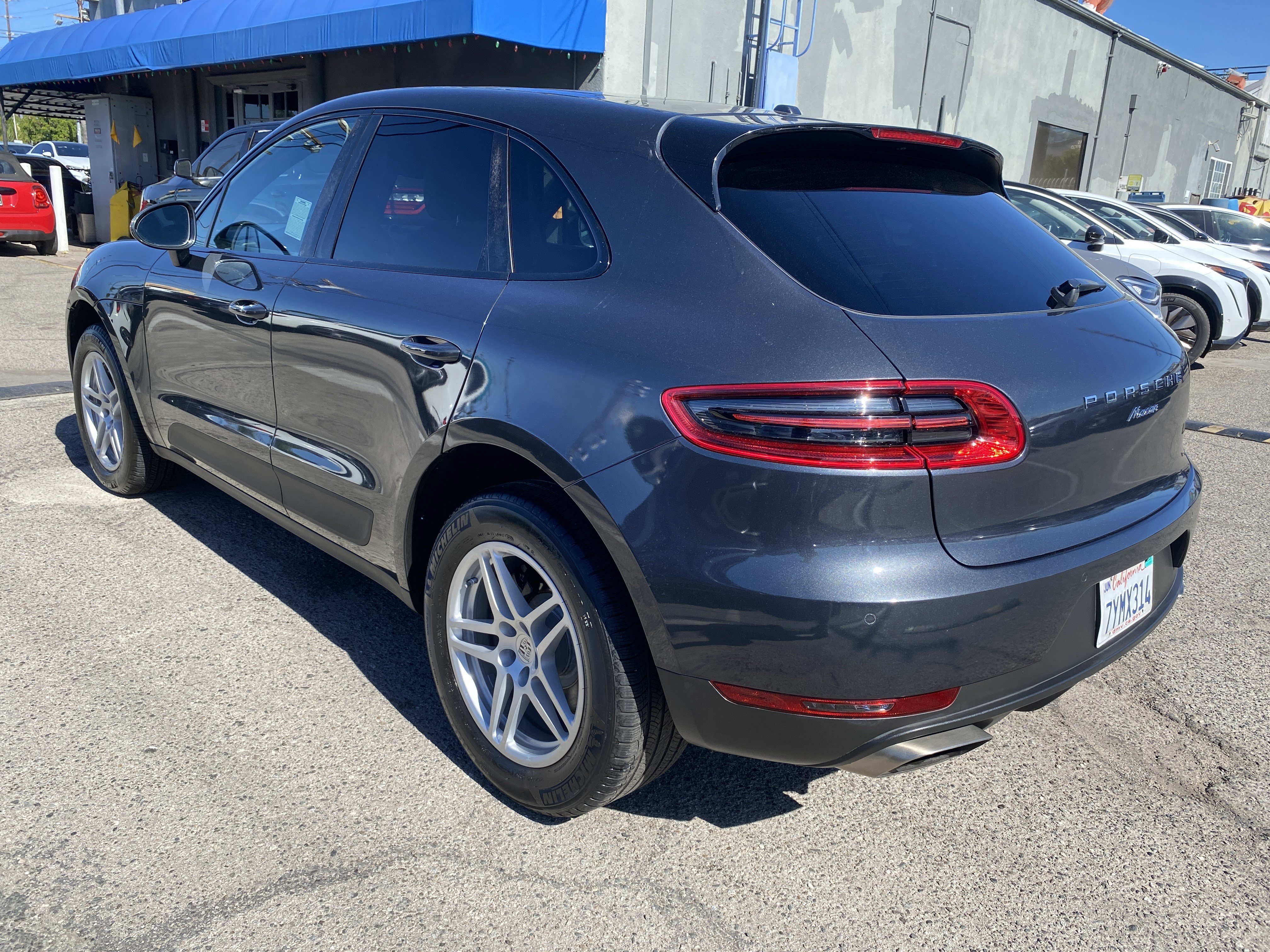 Used 2017 Porsche Macan AWD/4WD image 12
