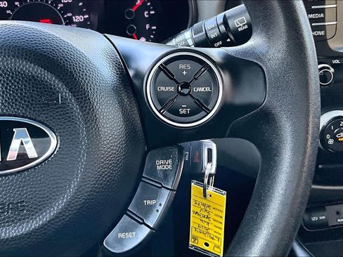 Used 2019 Kia Soul FWD image 24
