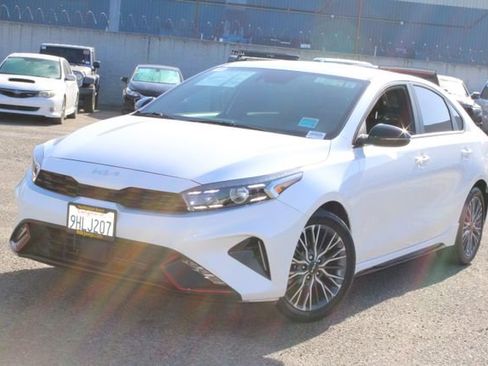 Used 2023 Kia Forte GT-Line w/ GT-Line Technology Package image 10