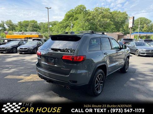 Used 2021 Jeep Grand Cherokee Trailhawk w/ Trailhawk Luxury Group AWD/4WD image 8