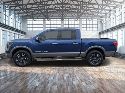 Used 2020 Nissan Titan Platinum Reserve w/ Moonroof Package AWD/4WD image 3