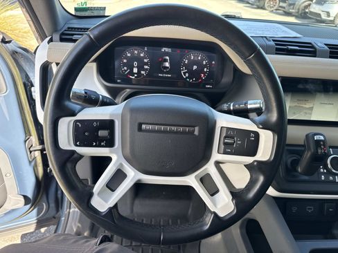 Used 2021 Land Rover Defender 110 S image 28