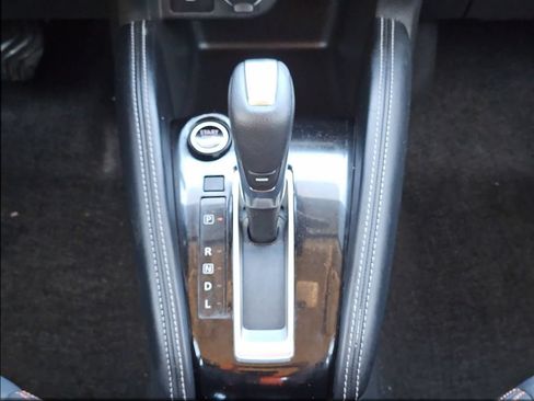 Used 2020 Nissan Kicks SR w/ SR Premium Package FWD image 22