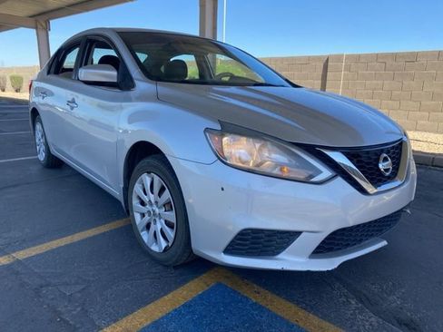 Used 2017 Nissan Sentra S FWD image 4