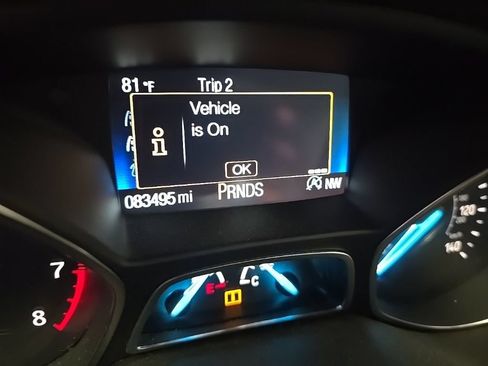 Used 2018 Ford Escape SE w/ Ford Safe & Smart Package FWD image 7