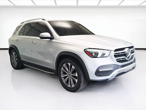 Used 2021 Mercedes-Benz GLE 350 w/ 3rd Row Seat Package image 3