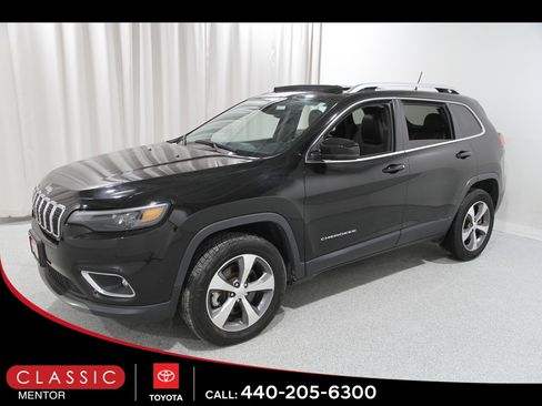 Used 2021 Jeep Cherokee Limited image 3