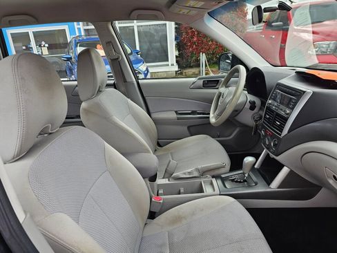 Used 2011 Subaru Forester 2.5X w/ Alloy Wheel Value Pkg image 11