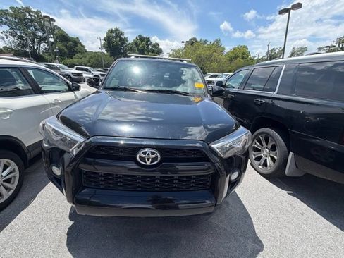 Used 2015 Toyota 4Runner SR5 Premium AWD/4WD image 2