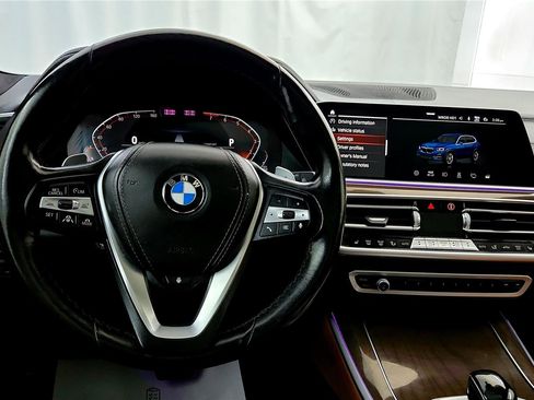 Used 2021 BMW X5 xDrive40i w/ Premium Package image 28