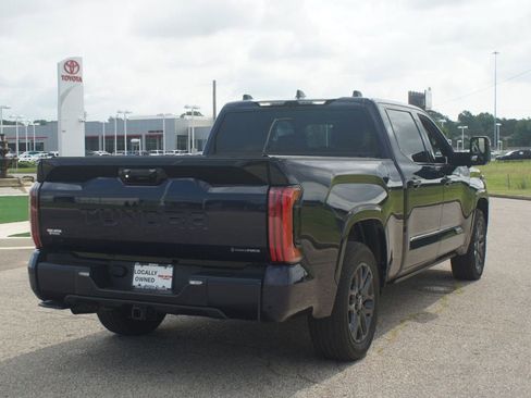 Used 2025 Toyota Tundra Platinum AWD/4WD image 23