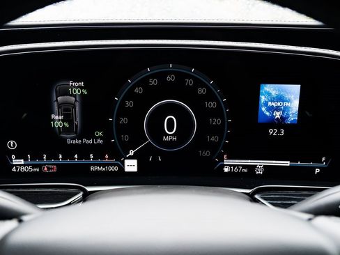 Used 2021 Cadillac Escalade Sport w/ Heavy-Duty Trailer Package image 16