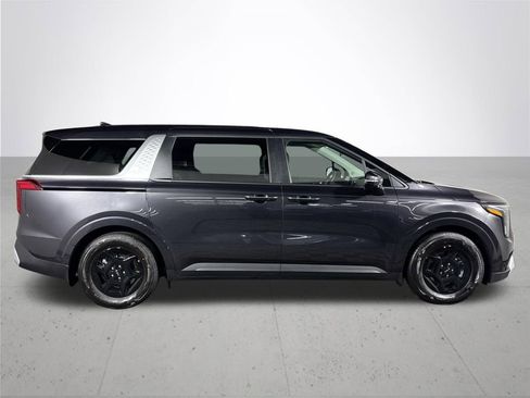New 2026 Kia Carnival LXS image 5