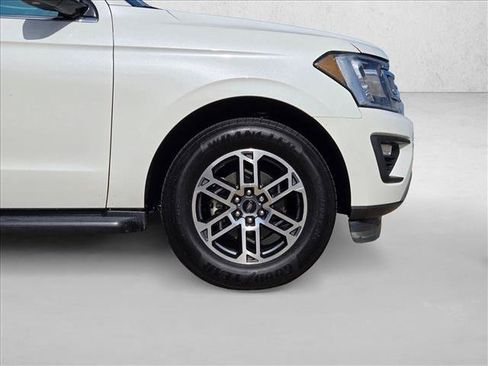 Used 2020 Ford Expedition XLT w/ Equipment Group 201A RWD image 15