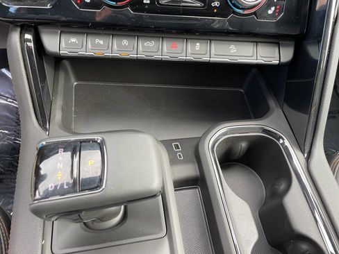 Used 2025 GMC Sierra 1500 AT4 w/ AT4 Premium Package image 20