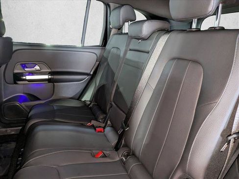 Certified 2025 Mercedes-Benz GLB 250 image 19