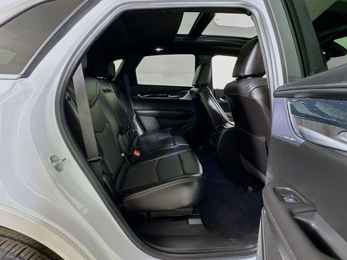 Certified 2025 Cadillac XT5 Premium Luxury w/ Technology Package AWD/4WD image 28