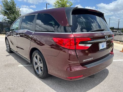 Used 2021 Honda Odyssey EX image 6