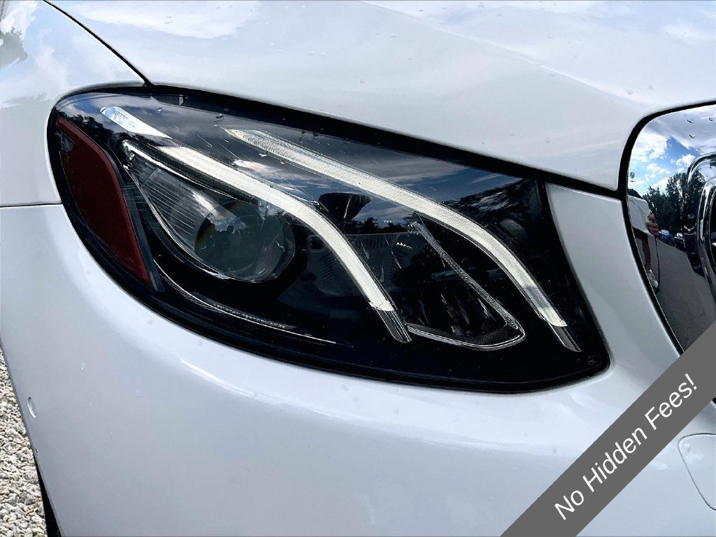 Used 2018 Mercedes-Benz E 400 4MATIC Sedan w/ Premium 1 Package image 23