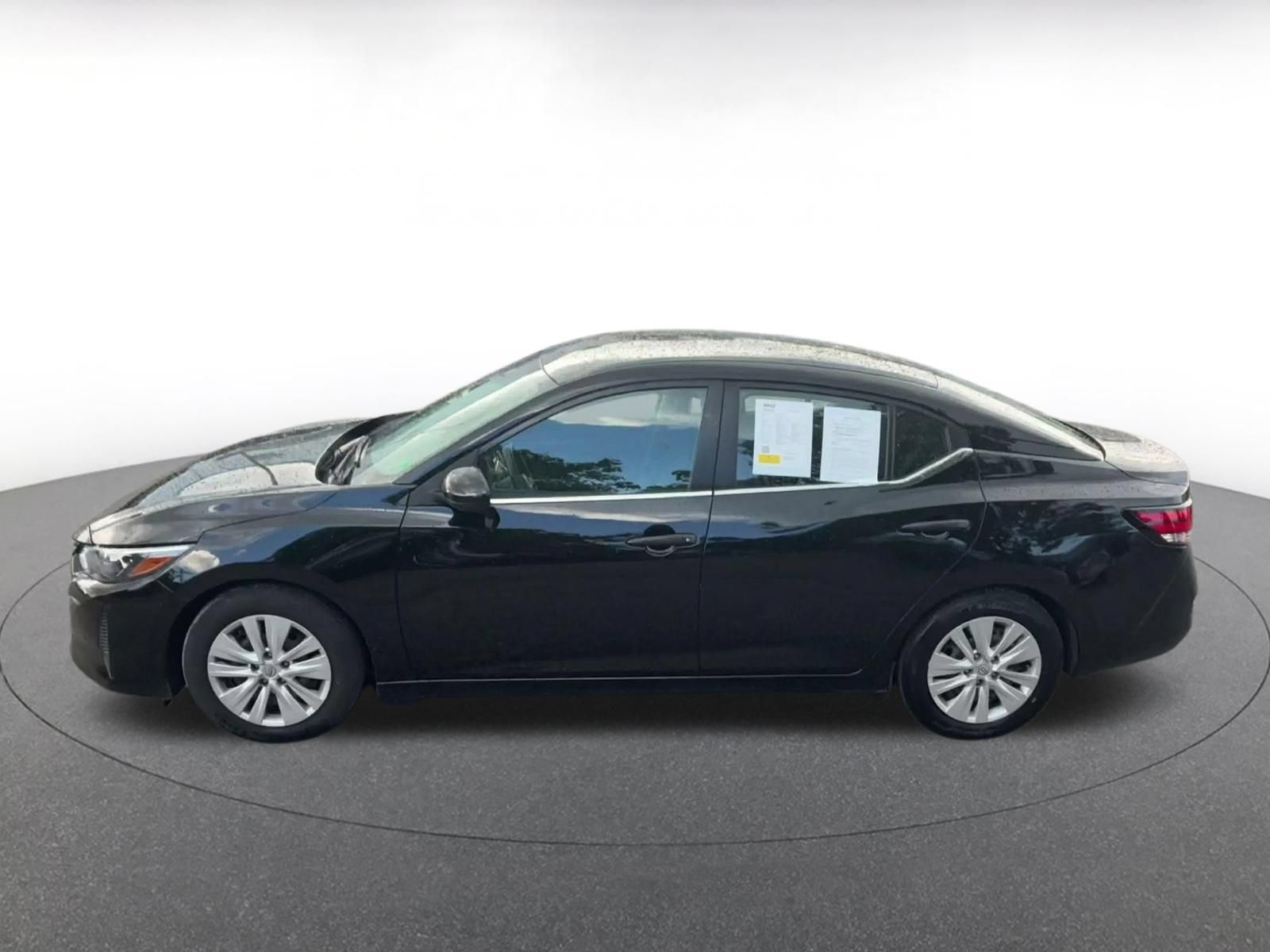 Used 2025 Nissan Sentra S FWD image 8