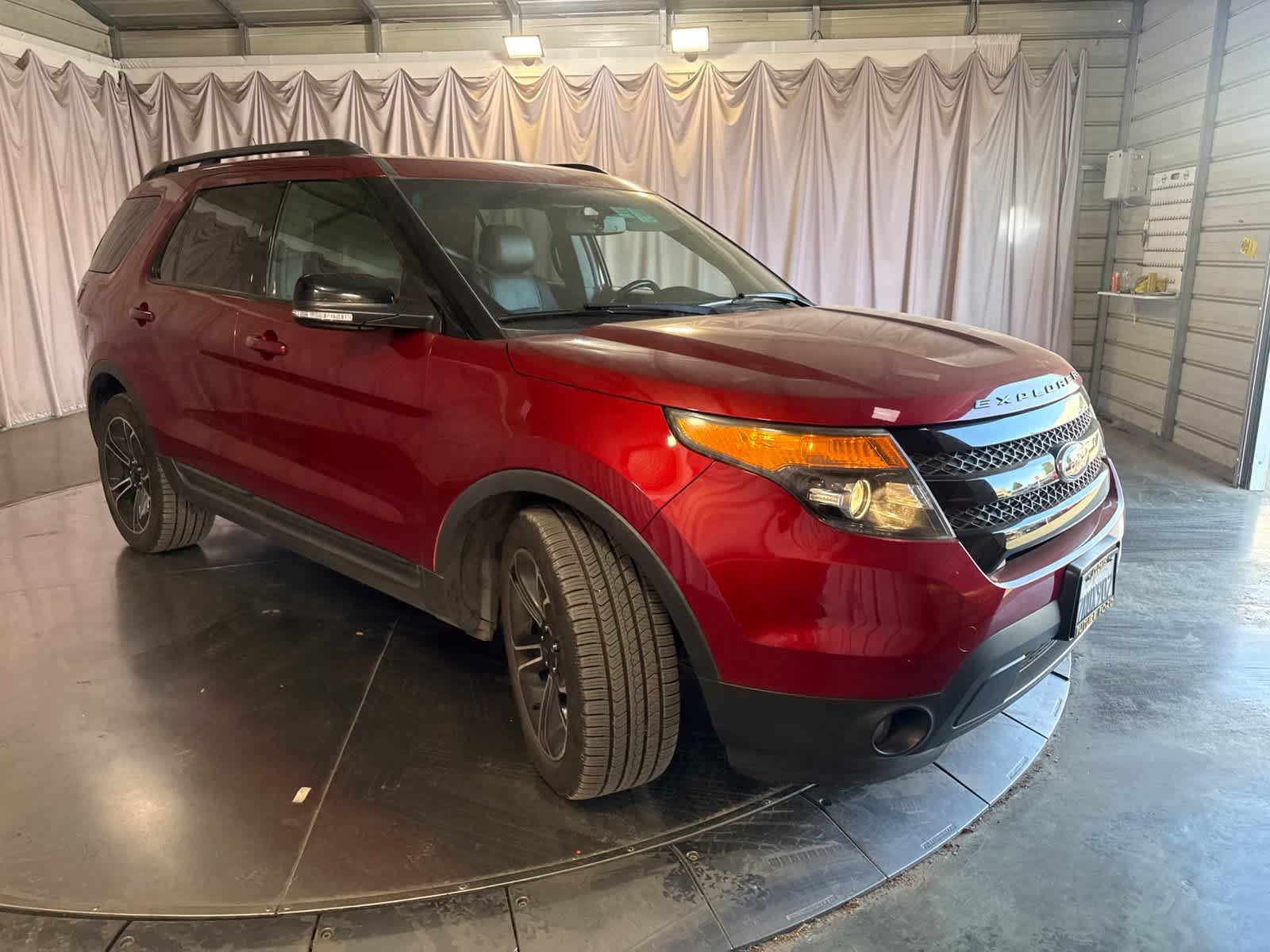 Used 2015 Ford Explorer Sport w/ Equipment Group 401A AWD/4WD image 2