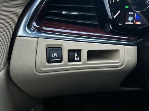 Used 2019 Cadillac XT5 Premium Luxury image 26