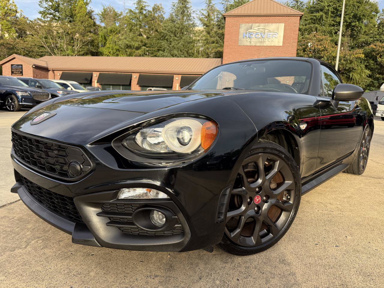 Used 2017 FIAT 124 Spider Abarth RWD image 1