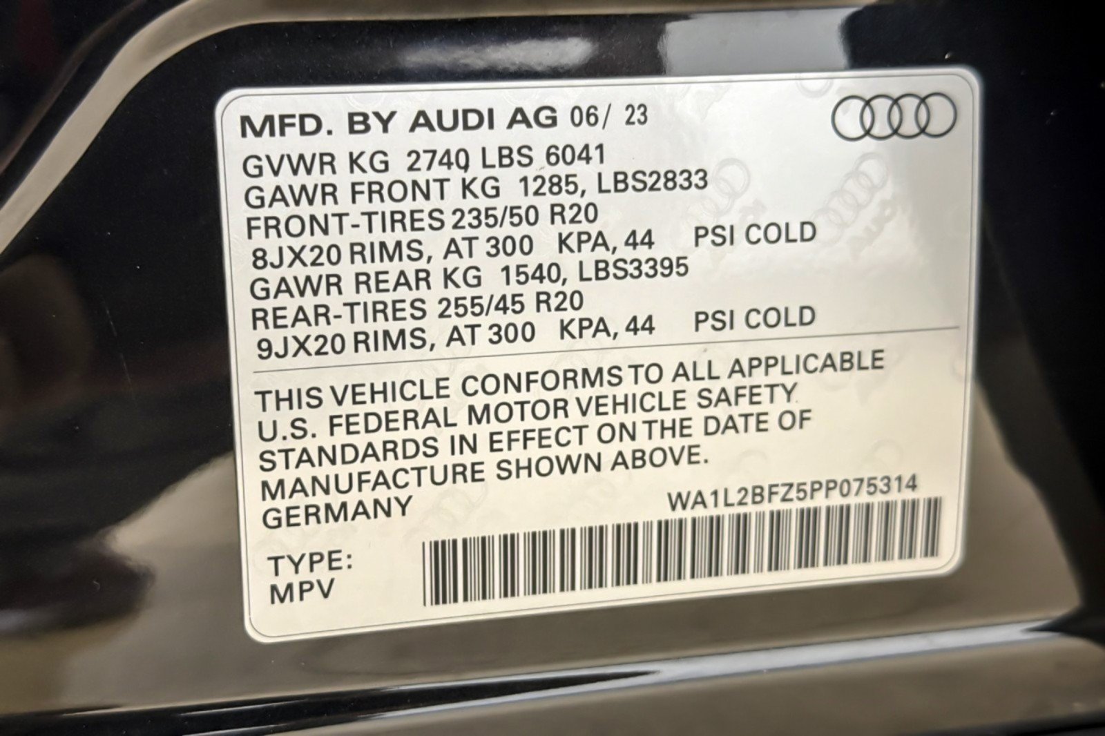Certified 2023 Audi Q4 e-tron Premium Plus w/ Premium Plus AWD/4WD image 26