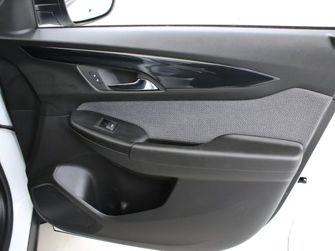 Used 2024 Chevrolet TrailBlazer LS w/ LS Convenience Package image 31