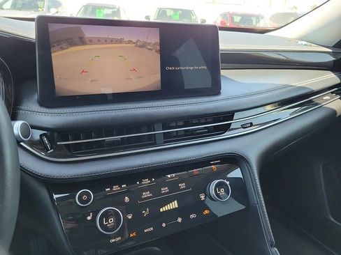 Used 2023 INFINITI QX60 Pure AWD/4WD image 16