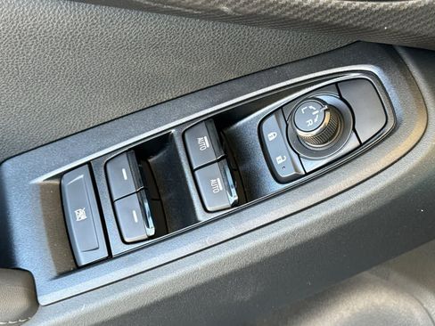 New 2026 Subaru Crosstrek 2.5i Premium AWD/4WD image 13
