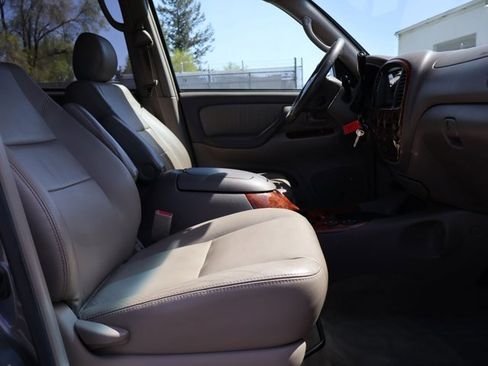 Used 2006 Toyota Tundra Limited image 24