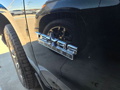 Used 2021 Chevrolet Silverado 1500 LT w/ Texas Edition Plus image 10