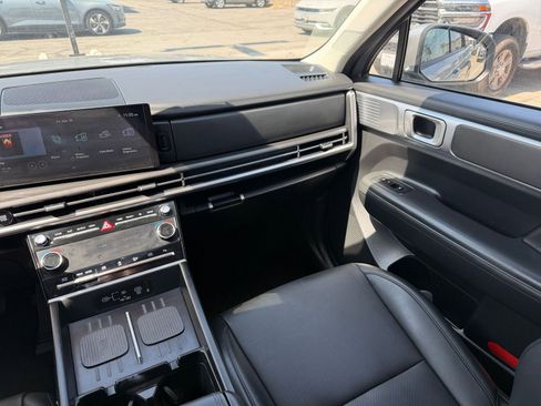 Used 2025 Hyundai Santa Fe SEL image 37