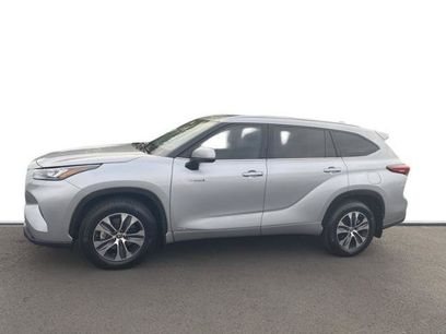 Certified 2020 Toyota Highlander XLE