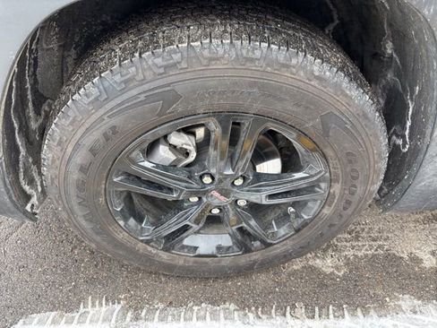 Used 2023 GMC Terrain AT4 image 12