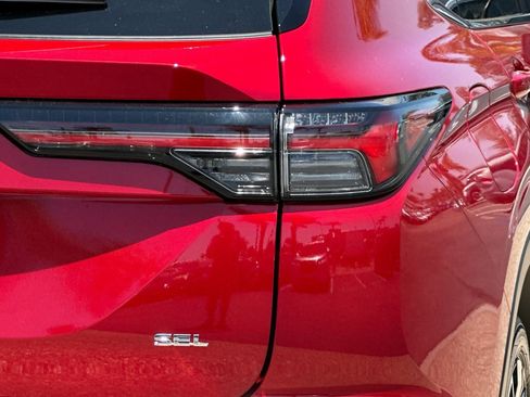 New 2025 Mitsubishi Outlander SEL image 26