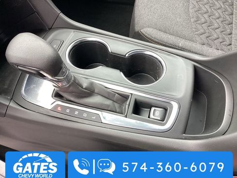 Used 2023 Chevrolet Equinox LT image 32