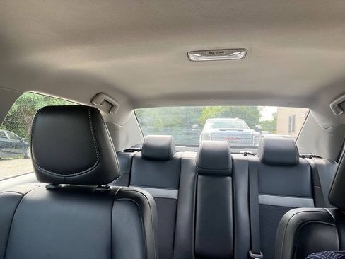 Used 2012 Toyota Camry SE FWD image 21