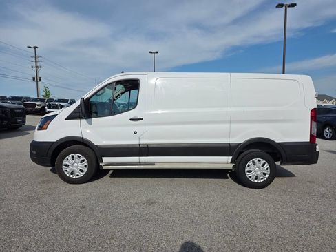 Used 2025 Ford Transit 250 Low Roof w/ Exterior Upgrade Package RWD image 4