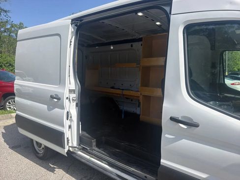 Used 2023 Ford Transit 250 Medium Roof RWD image 17