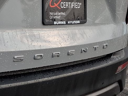 Used 2022 Kia Sorento S AWD/4WD image 30