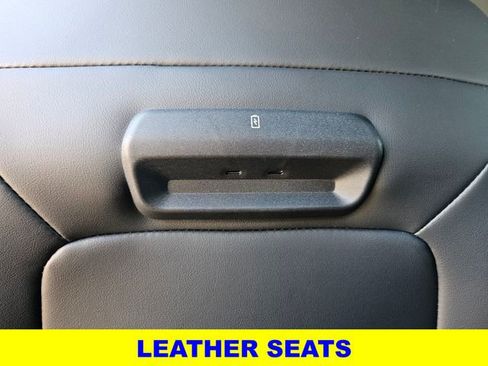 New 2025 Ford Expedition Platinum w/ Stealth Performance Package image 18