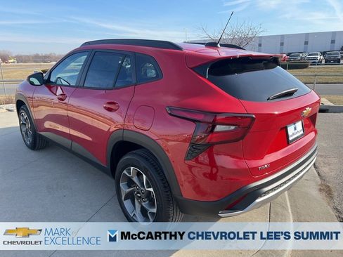 New 2026 Chevrolet Trax LT w/ Driver Confidence Package image 6