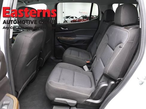 Used 2022 GMC Acadia SLE image 23